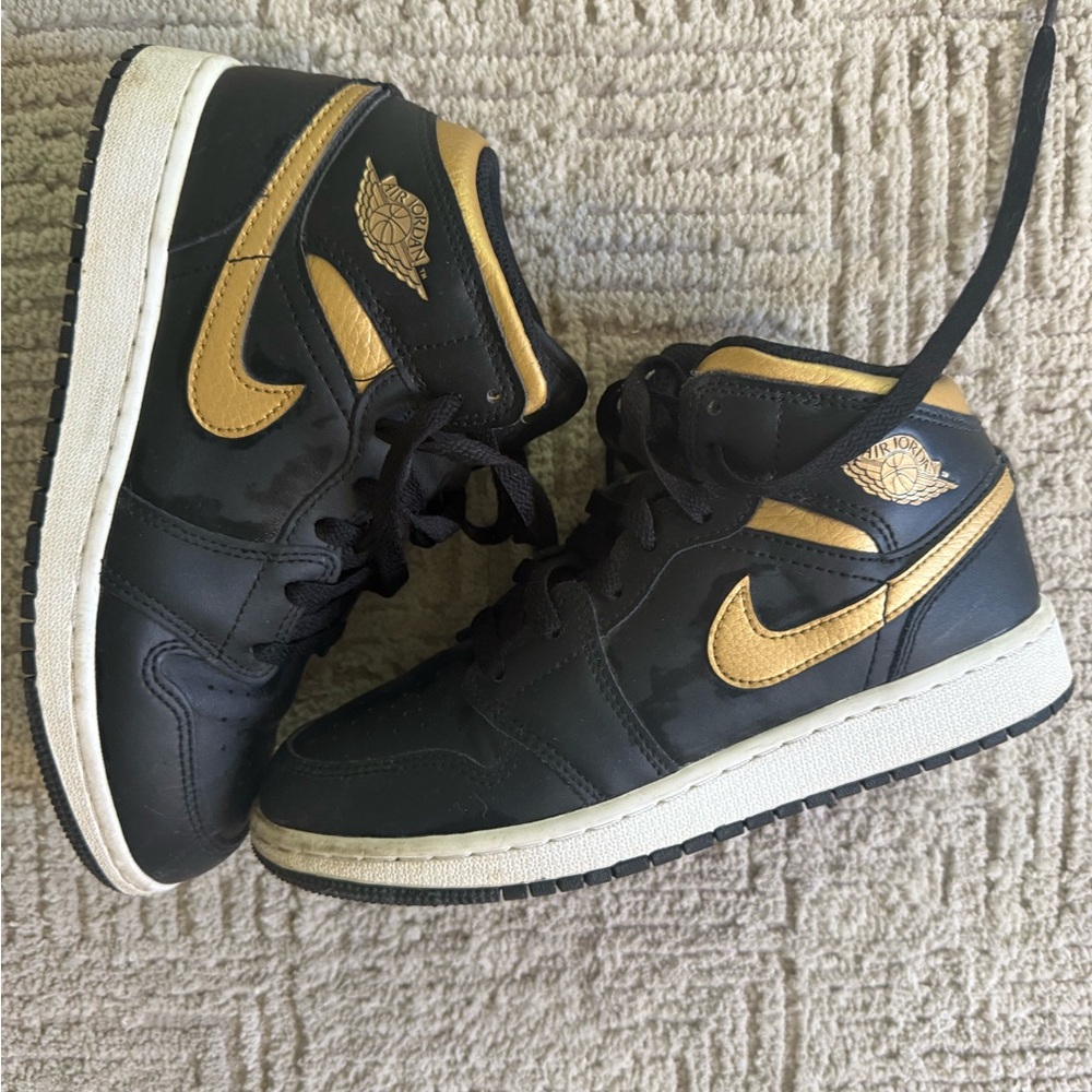 Jordan Kids Black and Gold Mid-Top Sneakers